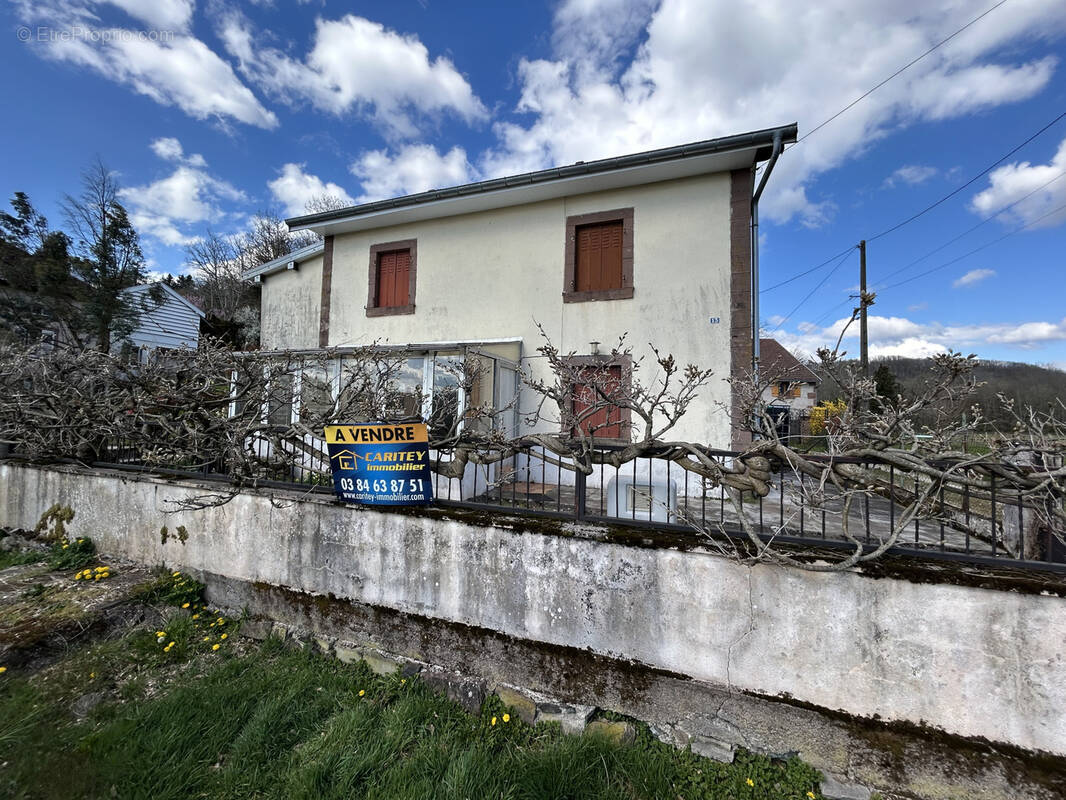 Maison à BELONCHAMP