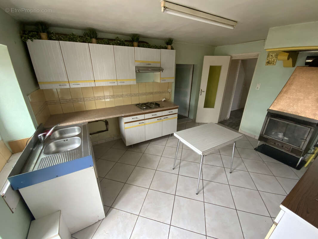 Maison à BELONCHAMP