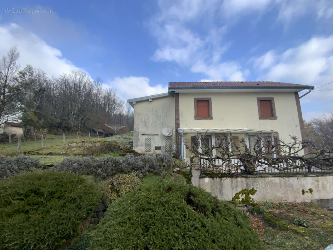 Maison à BELONCHAMP