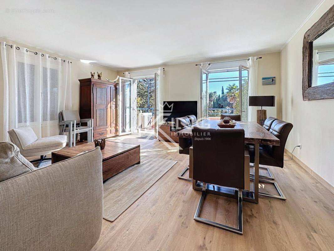 Appartement à SAINT-RAPHAEL