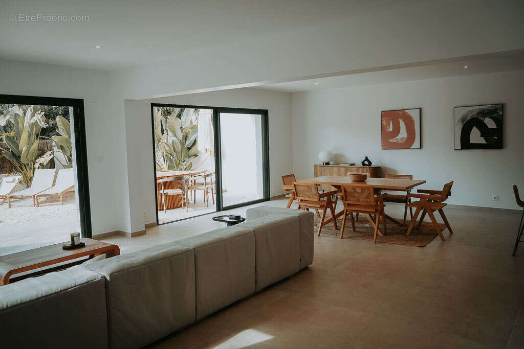 Maison à SAINT-RAPHAEL