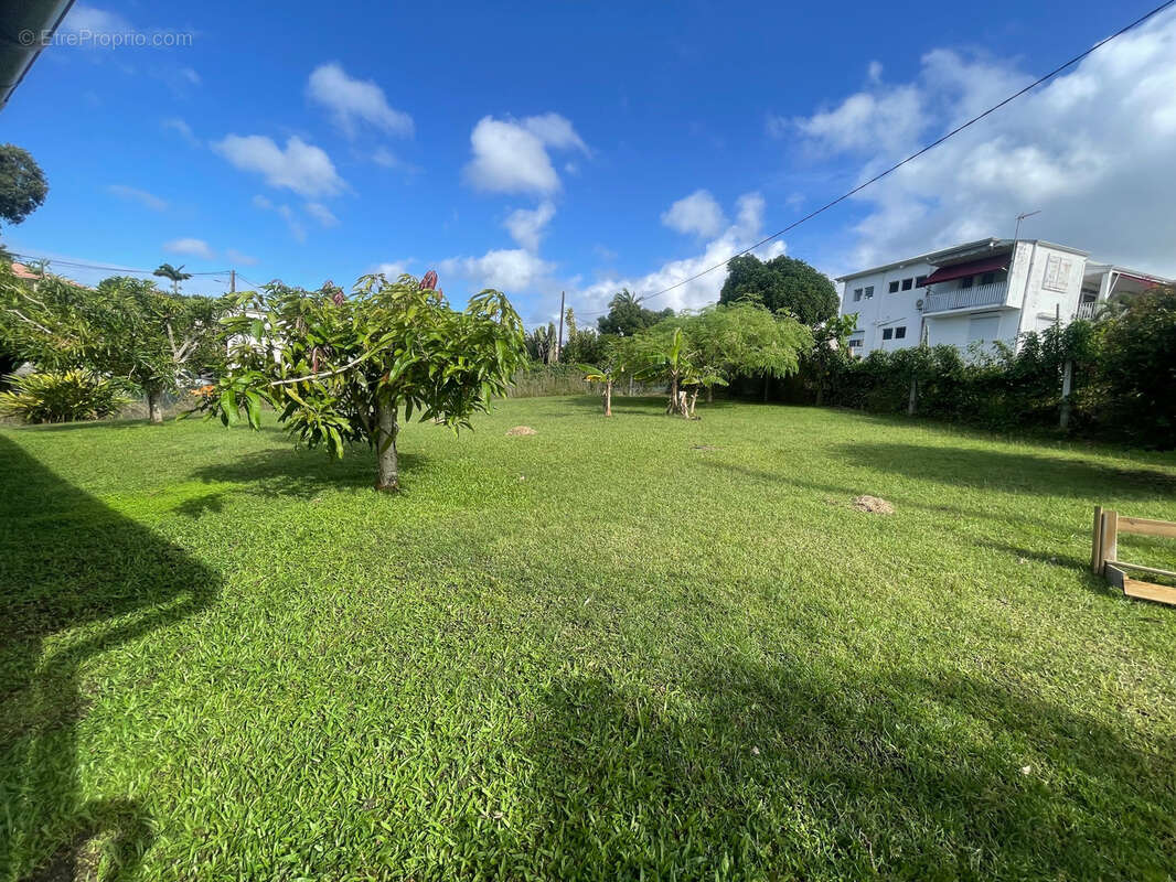 Maison à SCHOELCHER