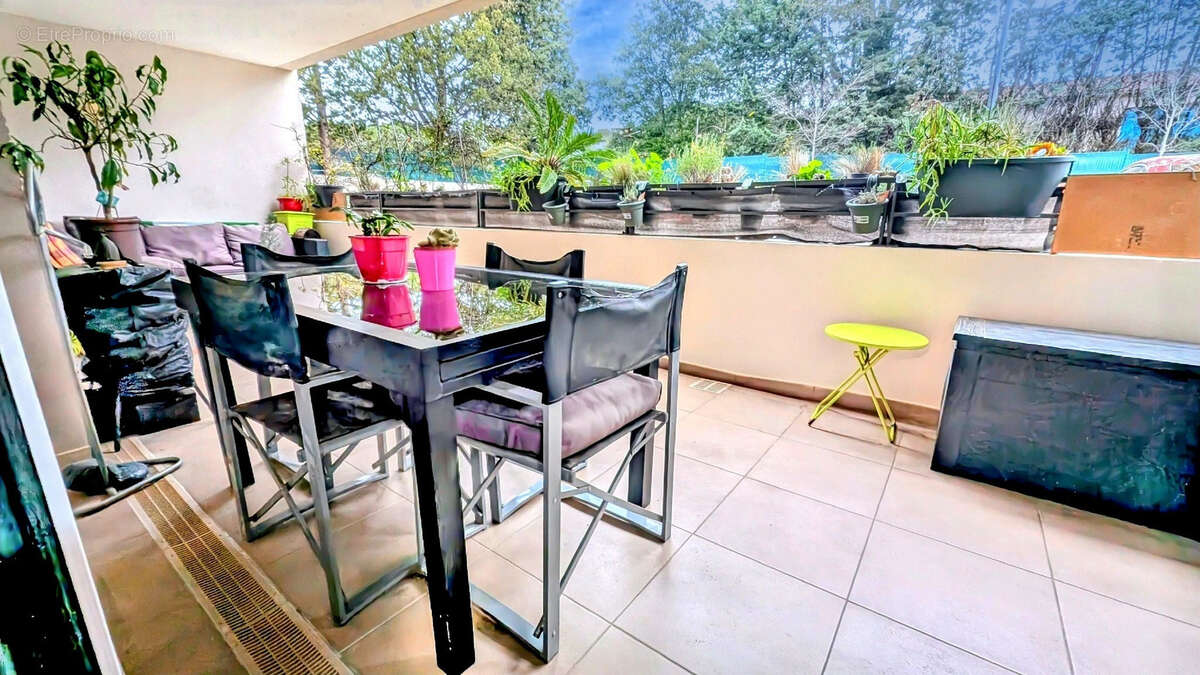 Appartement à FREJUS