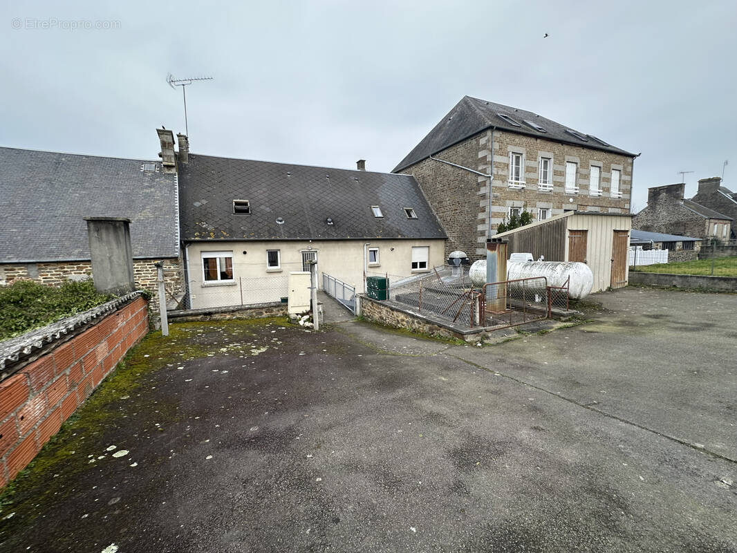 Appartement à BRECEY