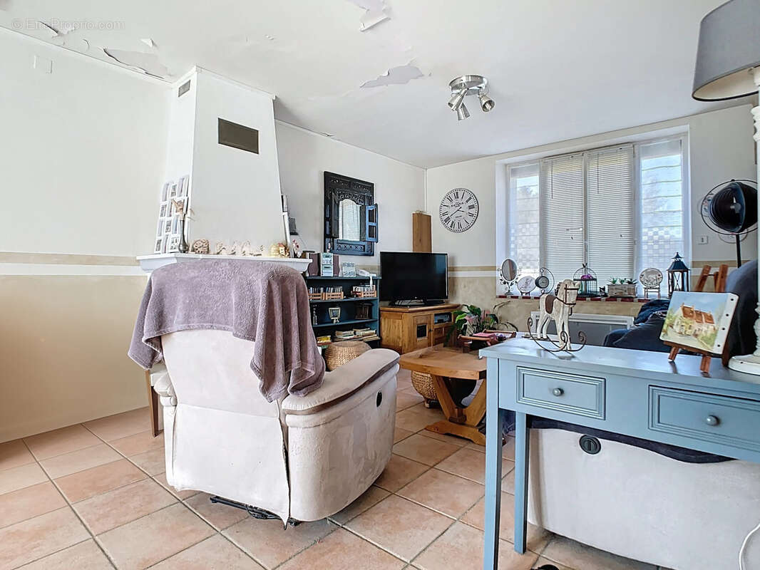 Maison à MONTMIRAIL