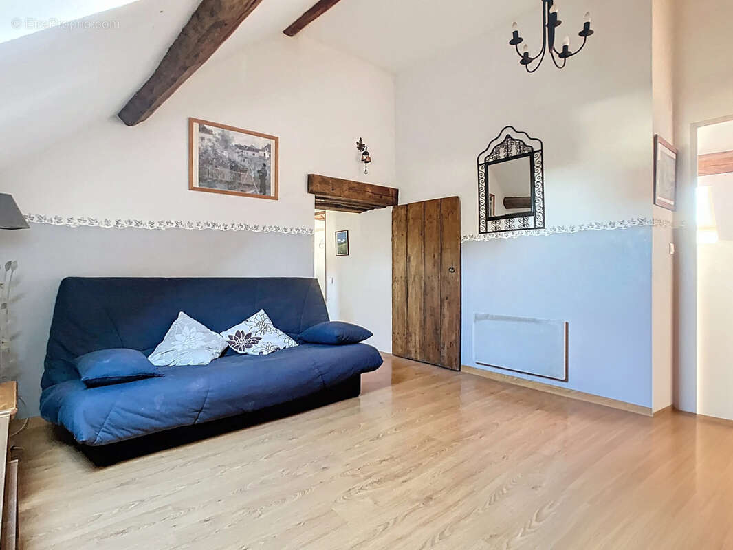 Maison à MONTMIRAIL