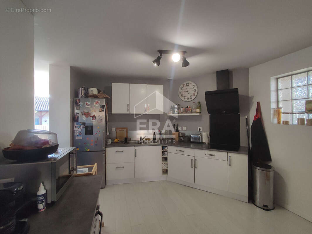 Maison à VILLENAVE-D'ORNON