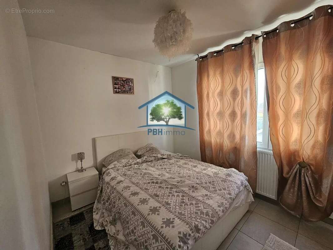 Appartement à VAULX-EN-VELIN