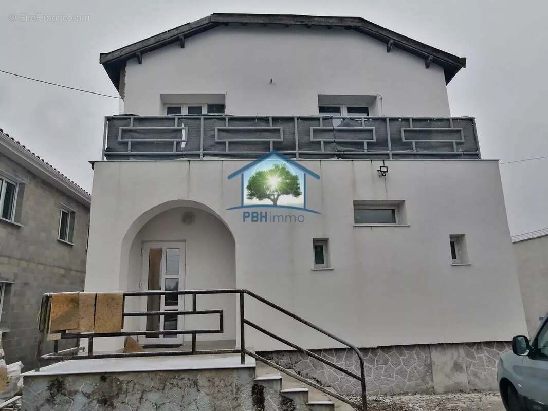 Appartement à VAULX-EN-VELIN