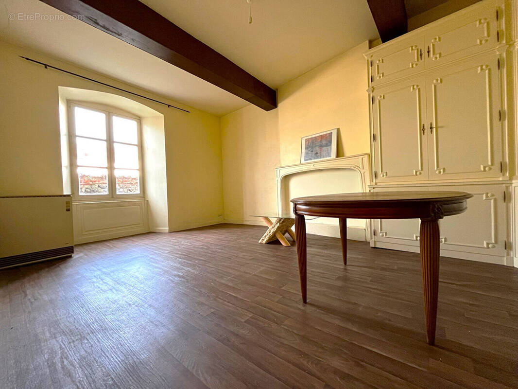 Appartement à AURILLAC