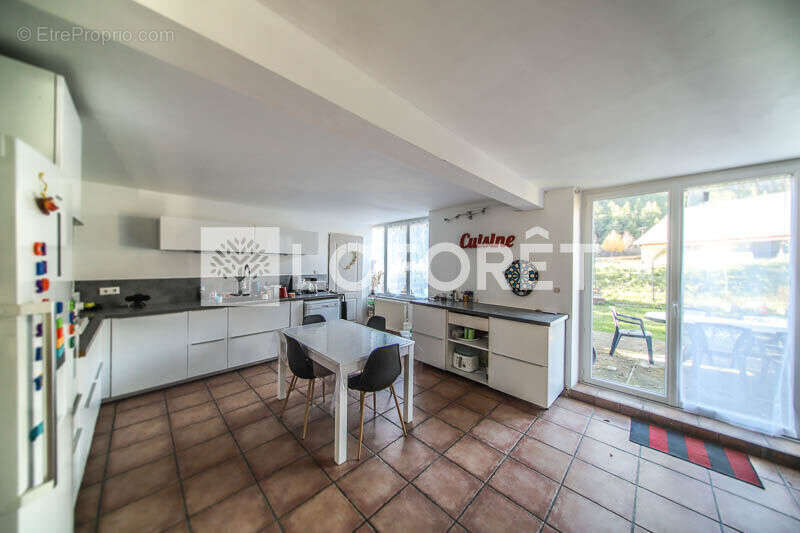 Appartement à SAVINES-LE-LAC