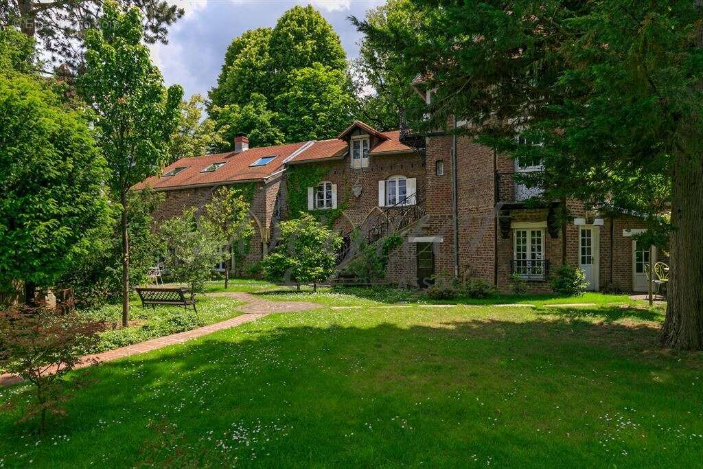 Maison à VAUCRESSON