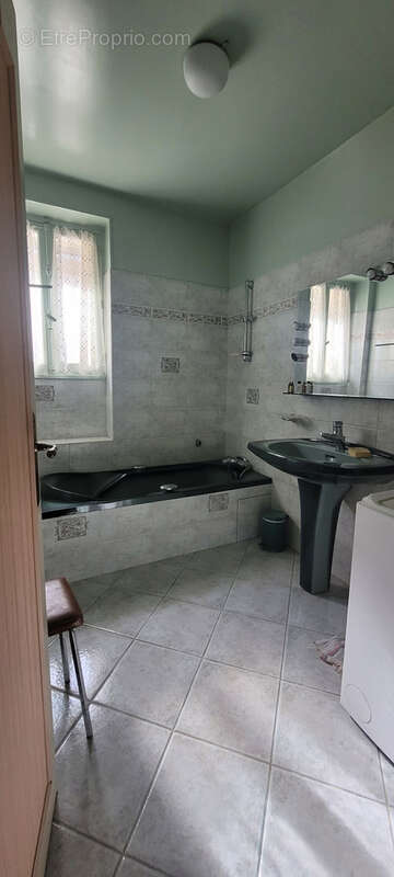 Maison à SAINT-ROBERT