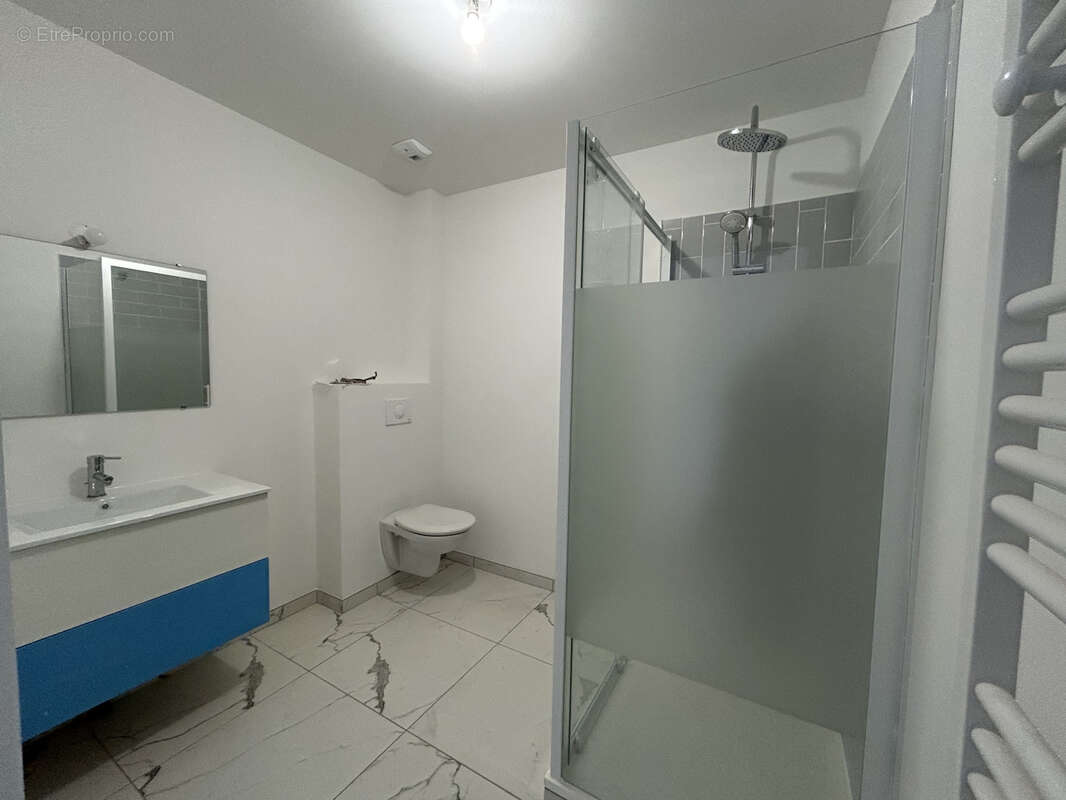 Maison à SAINT-ETIENNE-DU-ROUVRAY