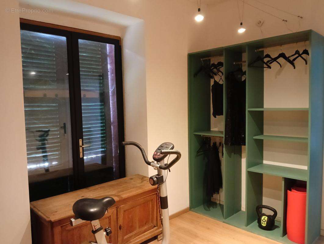 Maison à DECAZEVILLE