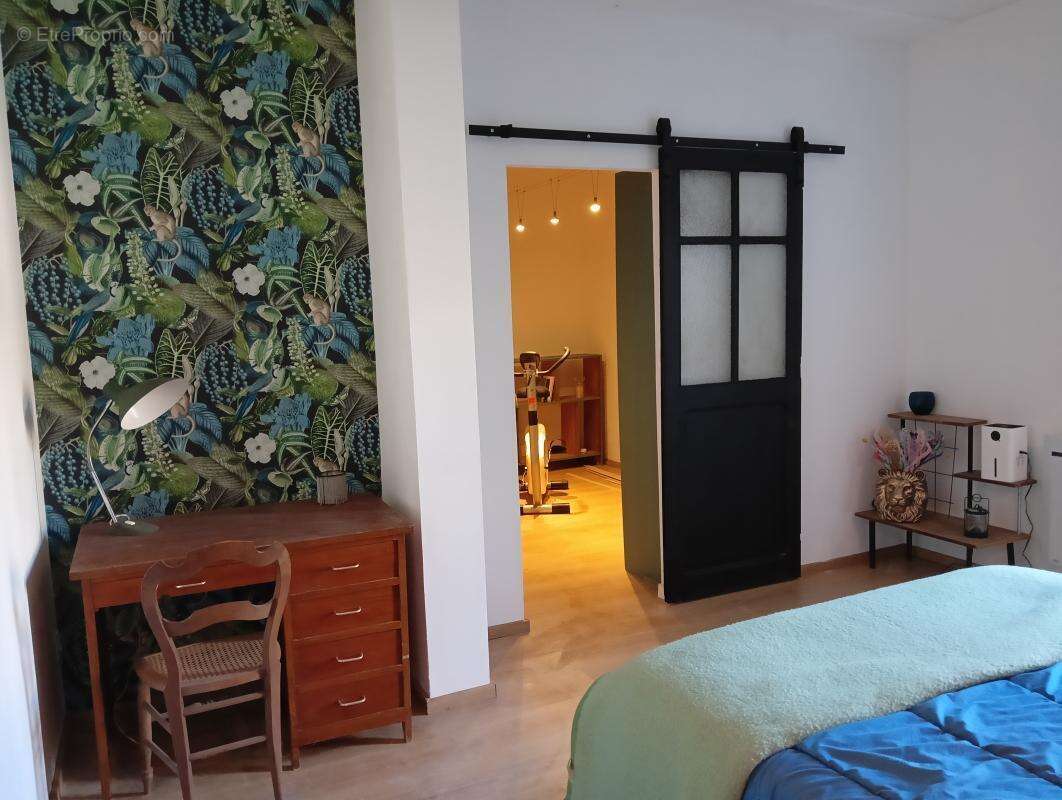 Maison à DECAZEVILLE