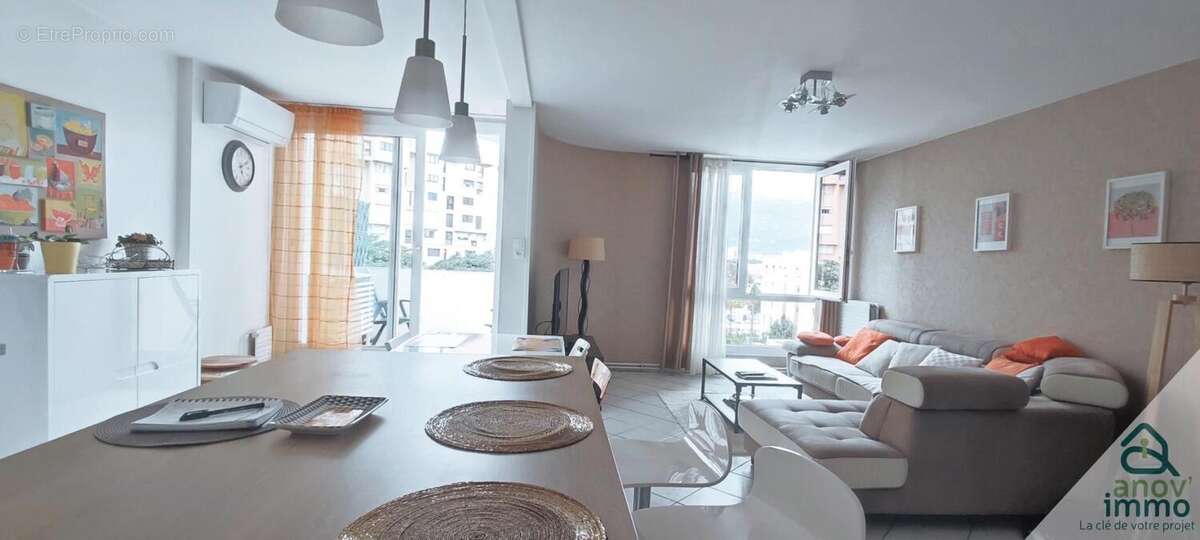 Appartement à ECHIROLLES