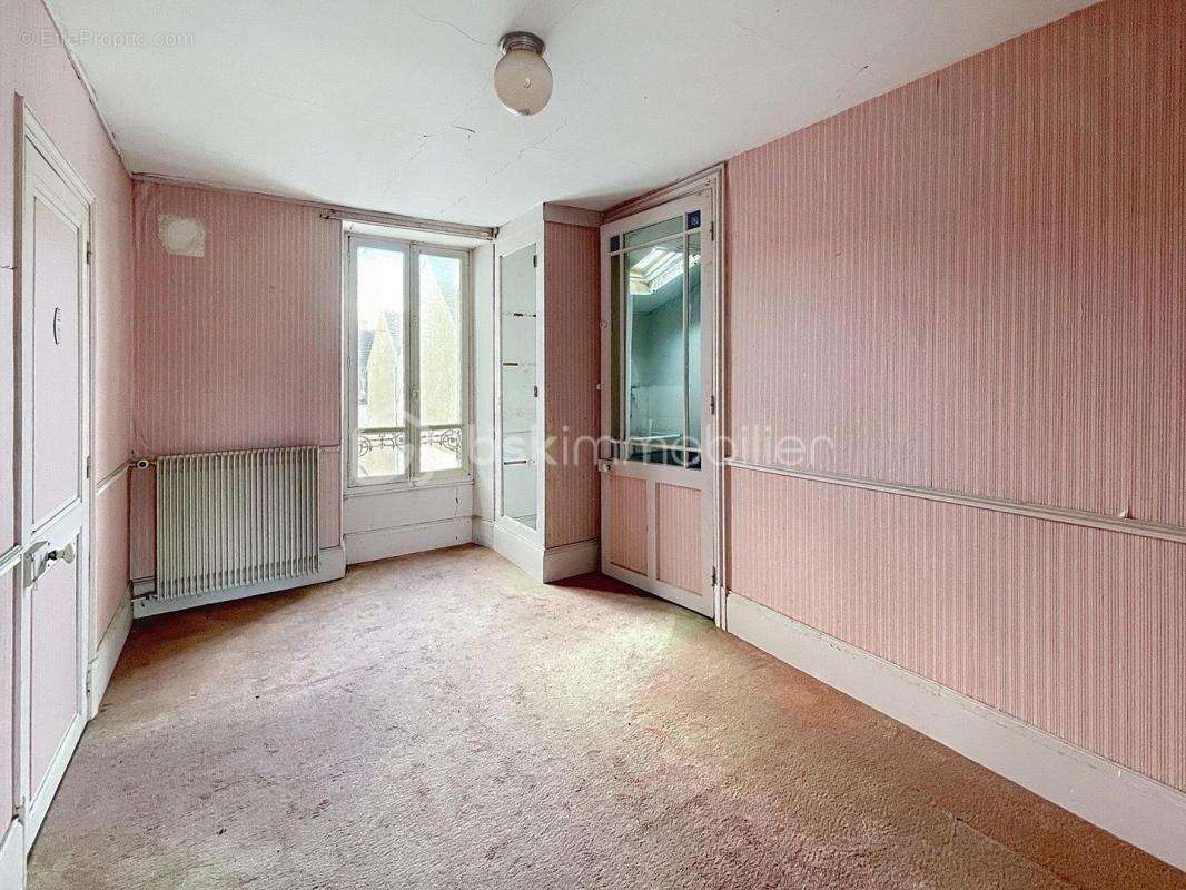 Maison à CHATEAU-LANDON