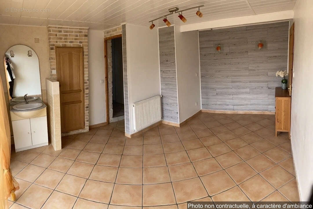 Maison à SAINT-CYPRIEN