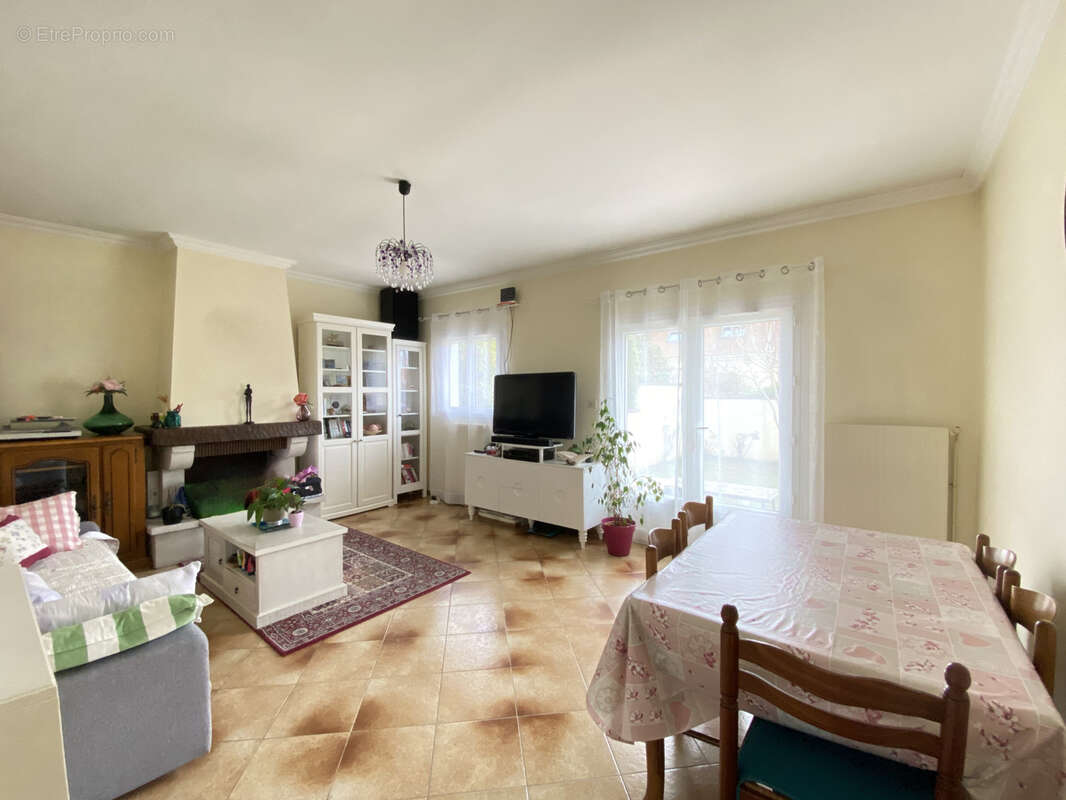 Maison à ORMESSON-SUR-MARNE