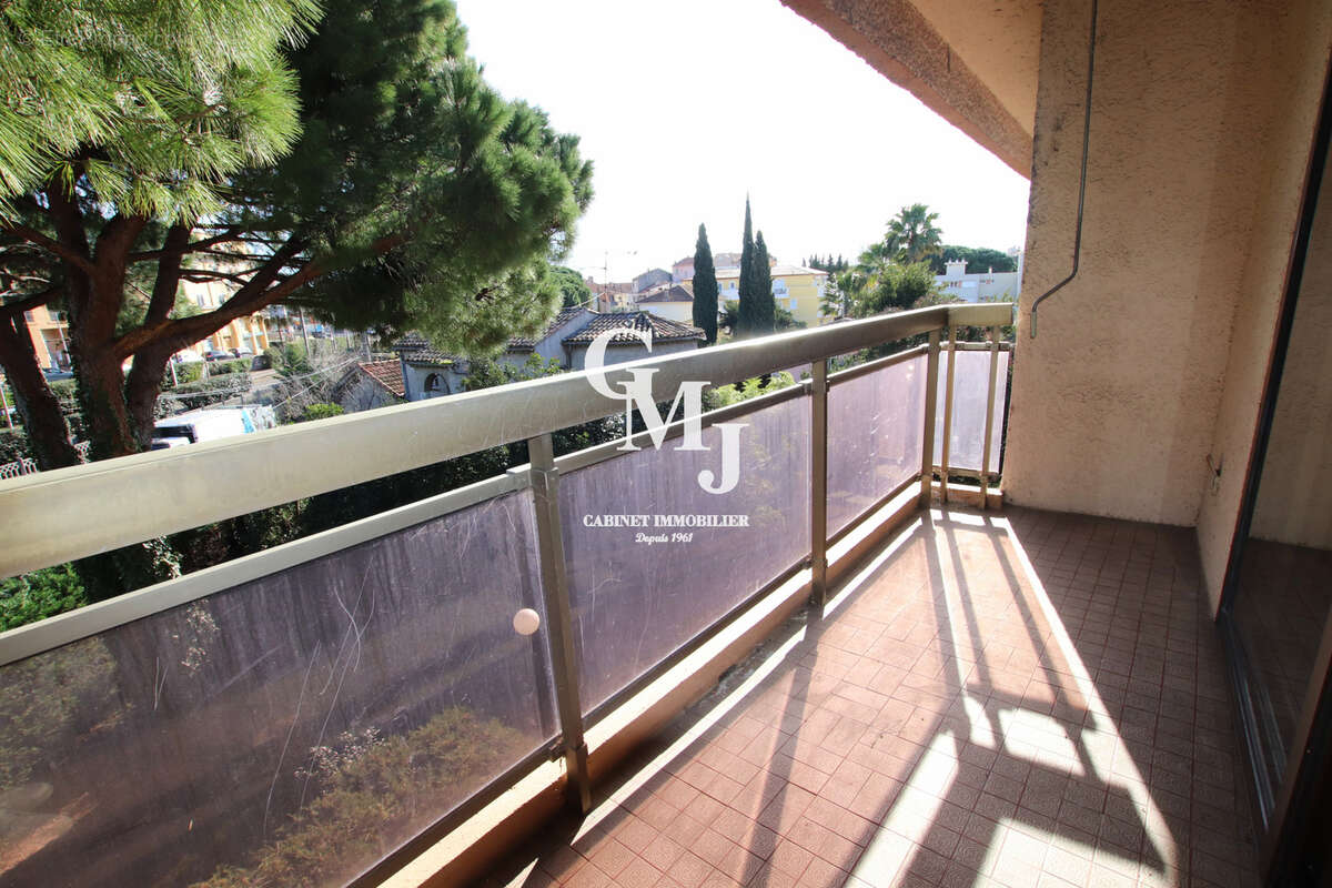 Appartement à FREJUS