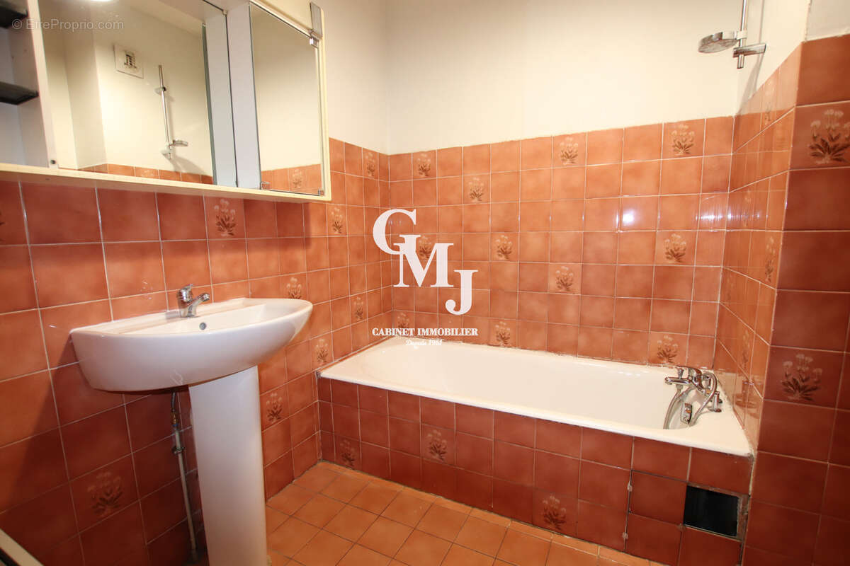 Appartement à FREJUS