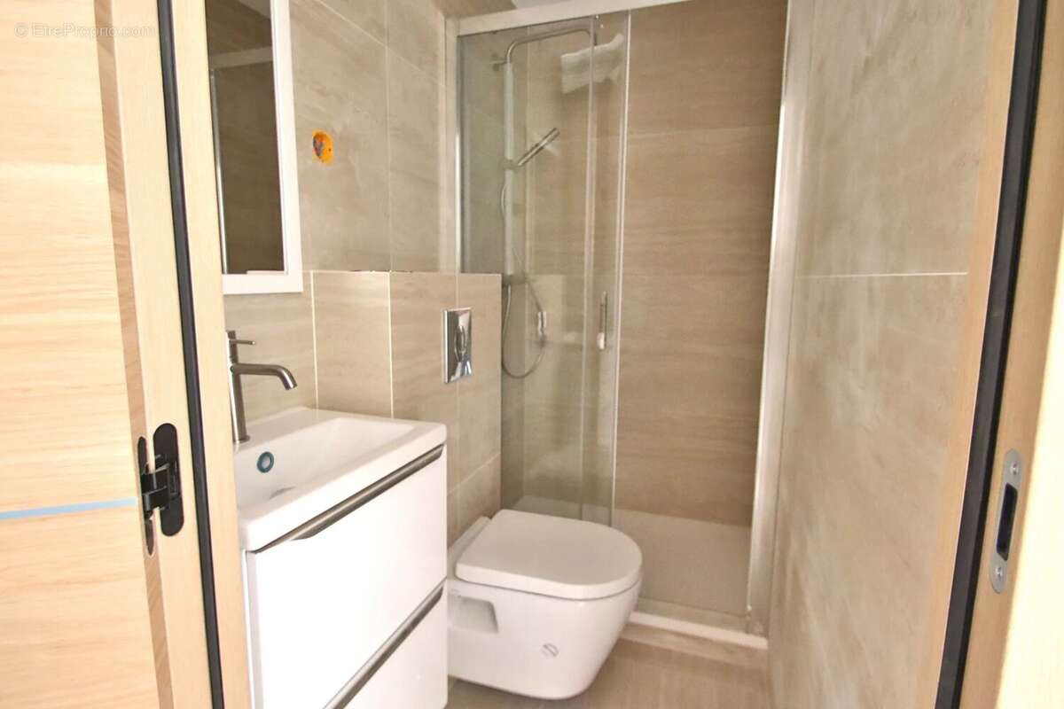 Appartement à MANDELIEU-LA-NAPOULE