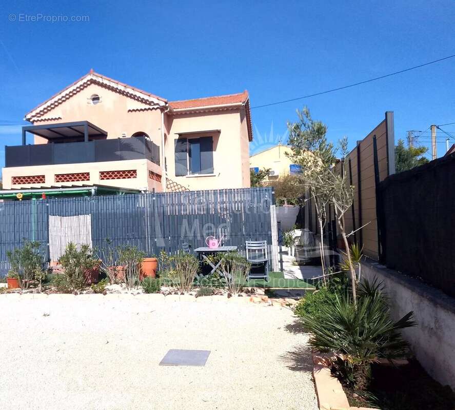 Maison à SIX-FOURS-LES-PLAGES