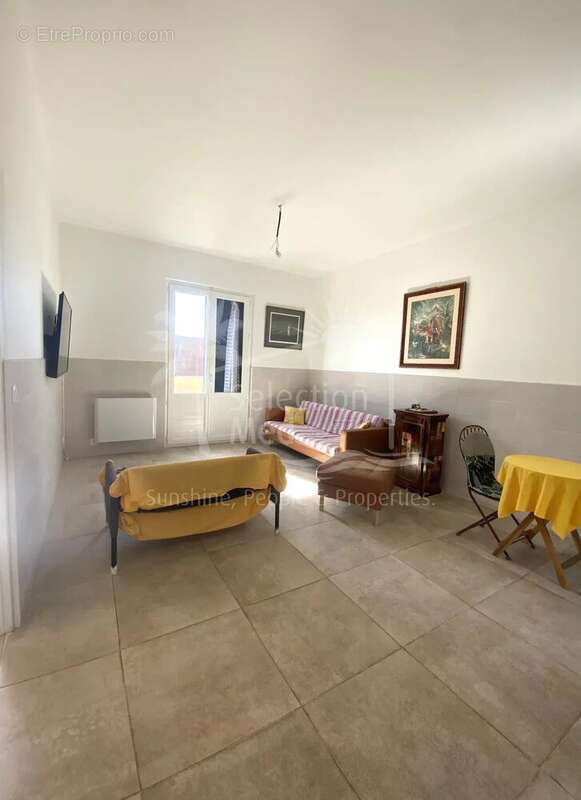 Maison à SIX-FOURS-LES-PLAGES