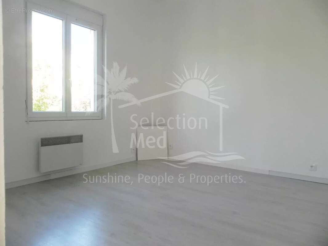 Maison à SIX-FOURS-LES-PLAGES