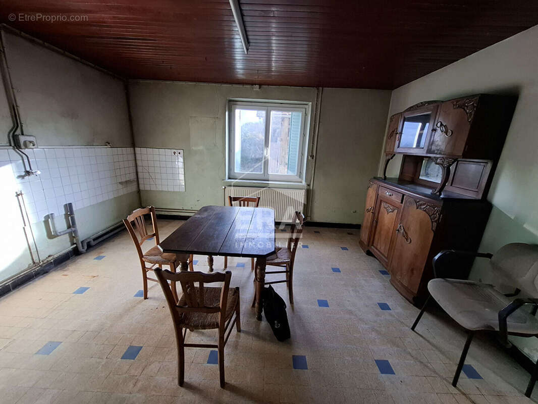 Maison à MONTREVEL-EN-BRESSE