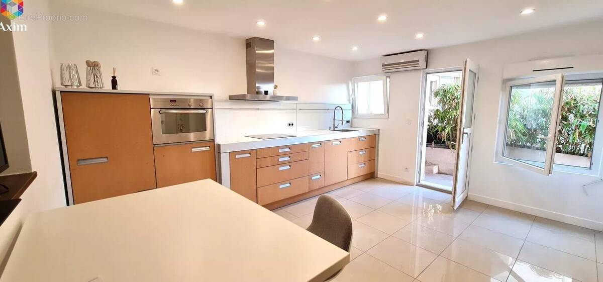 Appartement à LES ISSAMBRES