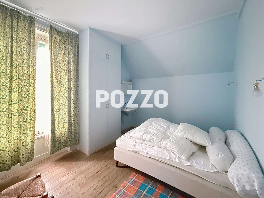 Maison à JULLOUVILLE