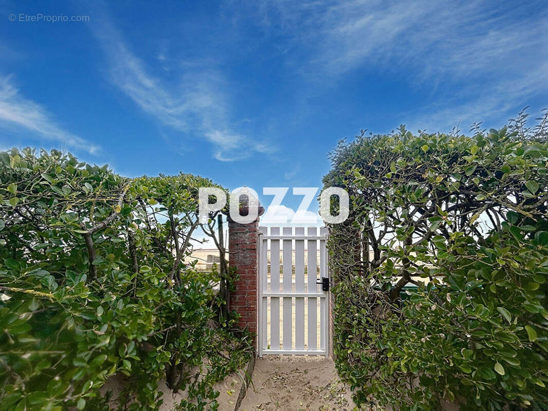 Maison à JULLOUVILLE