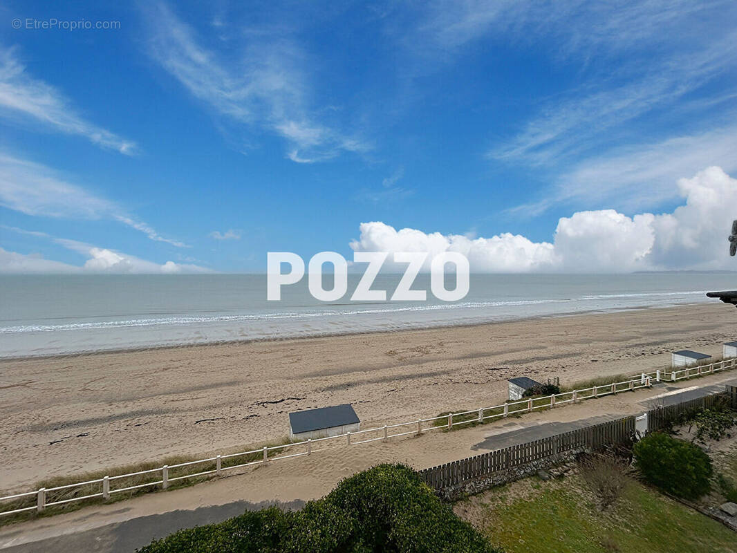 Maison à JULLOUVILLE