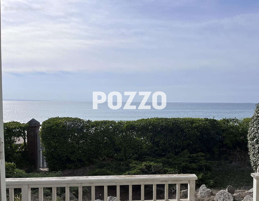 Maison à JULLOUVILLE