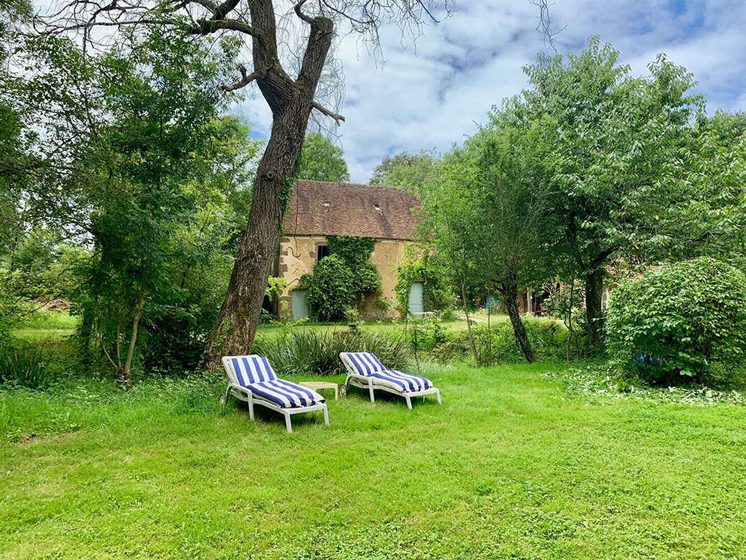 Maison à SAINT-SAUVEUR-EN-PUISAYE
