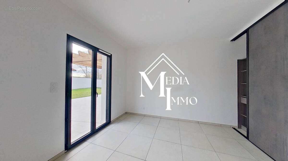 Maison à MAZEROLLES