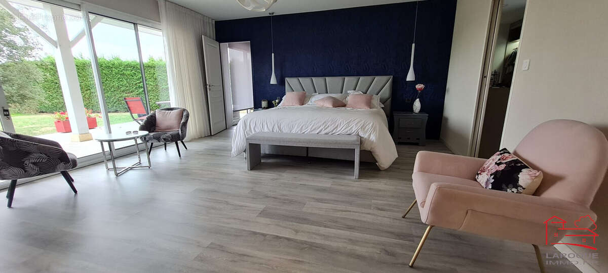 Maison à LAROQUE-TIMBAUT