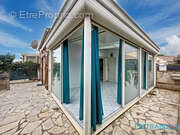 Maison à VIC-LA-GARDIOLE