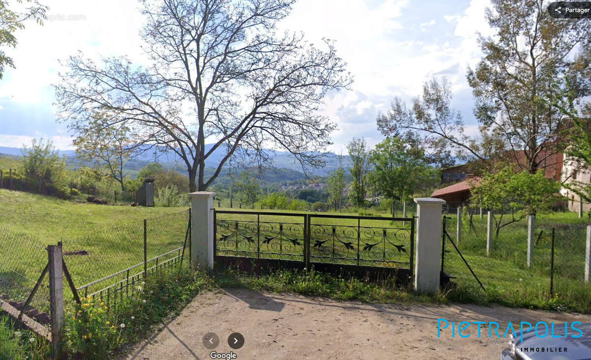 Maison à SOURCIEUX-LES-MINES