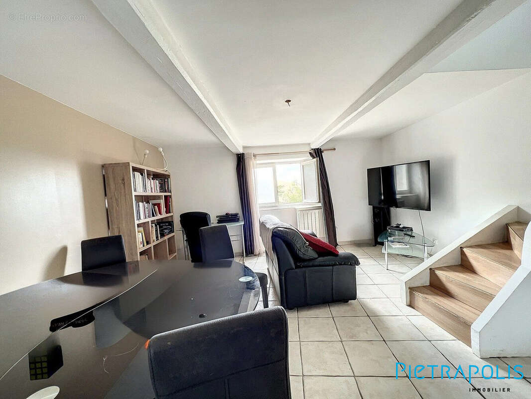 Maison à SOURCIEUX-LES-MINES