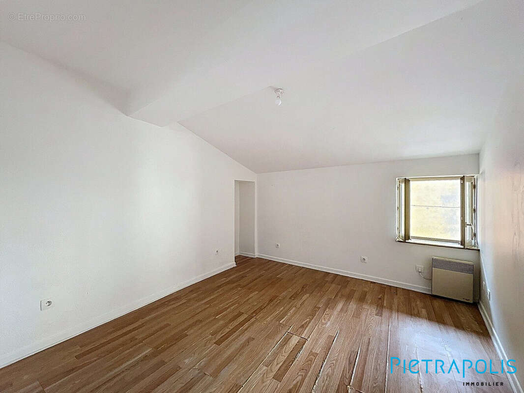 Maison à SOURCIEUX-LES-MINES