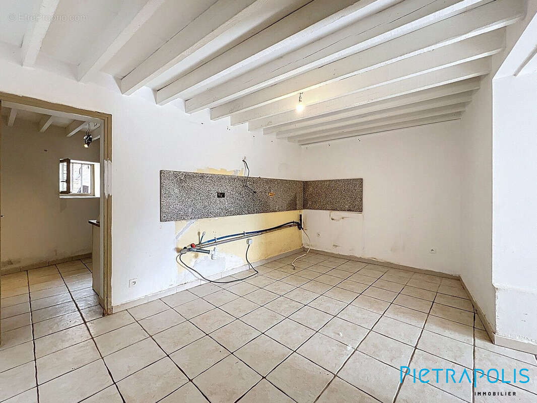 Maison à SOURCIEUX-LES-MINES