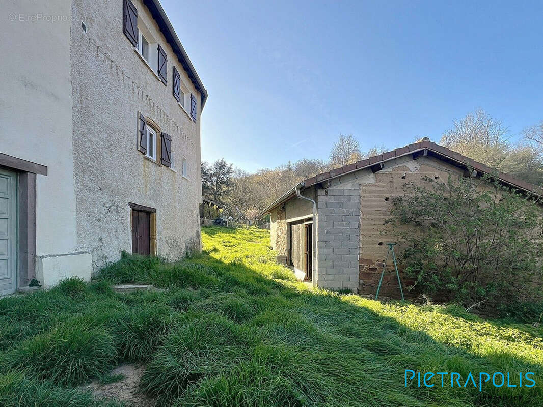 Maison à SOURCIEUX-LES-MINES