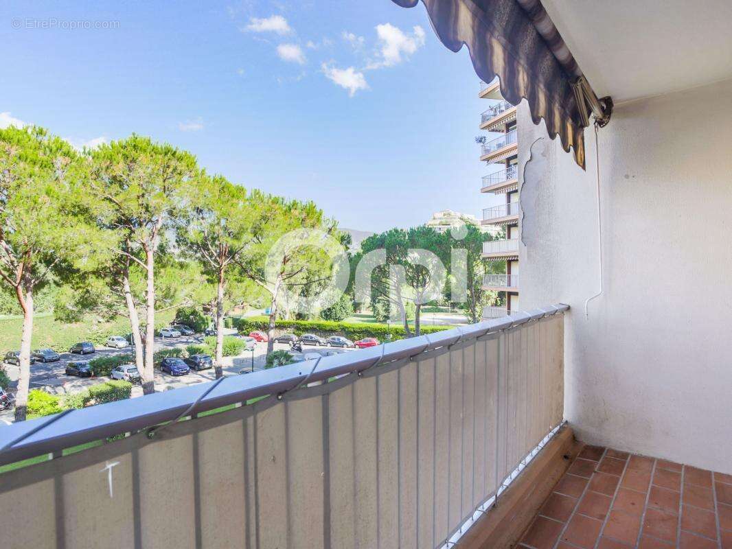 Appartement à MANDELIEU-LA-NAPOULE