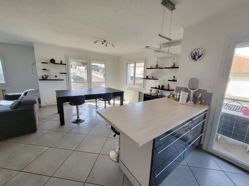 Maison à SALAISE-SUR-SANNE