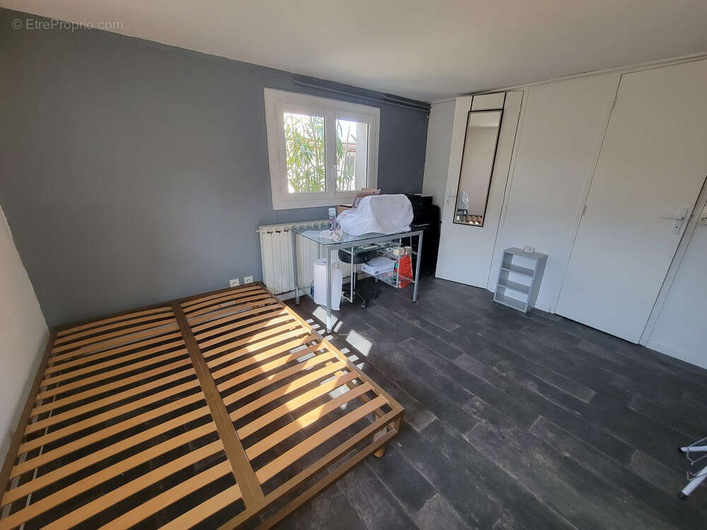 Maison à SALAISE-SUR-SANNE