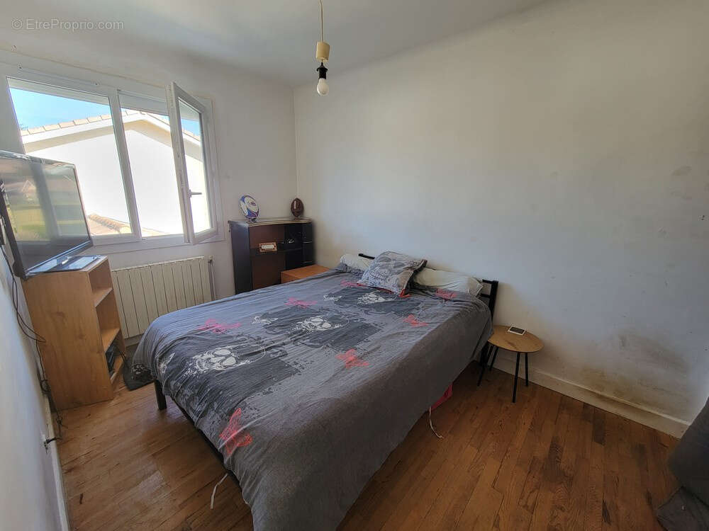 Maison à SALAISE-SUR-SANNE