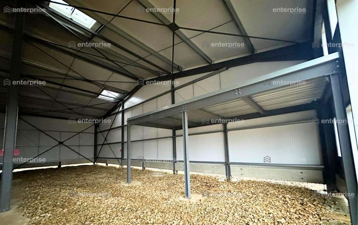 Commerce à NOVILLERS